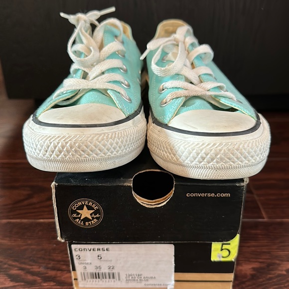 Converse Low Top | SZ 5 | Aruba Blue - Picture 2 of 5